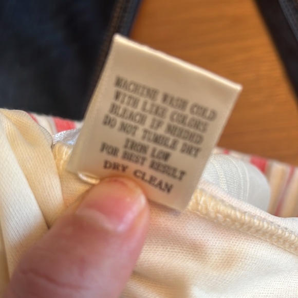 Love Riche Shorts
Excellent Conditions 
Size M
#482C - Picture 3 of 8